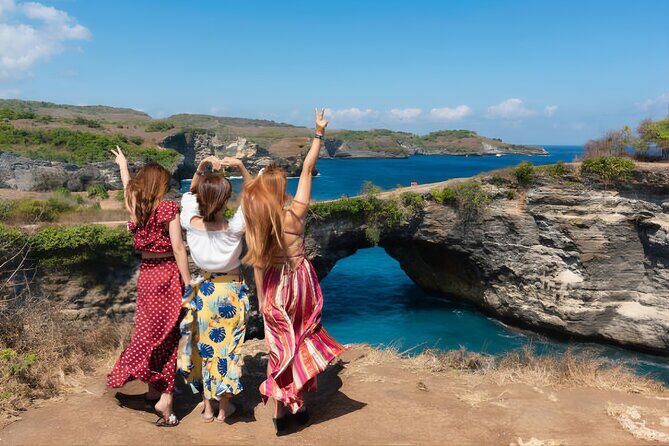 Private Tour West Nusa Penida with T-Rex Beach - Lunch is on you: plan for real food, not just snacks