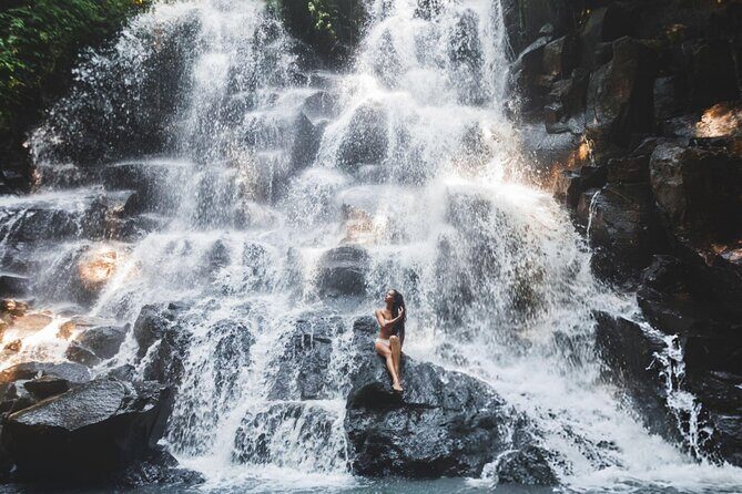 Private Ubud Instagrammable Tour - All Inclusive - Stop 4: Sari Timbul by Kubu Bali for Blown Glass, Gardens, and Swings