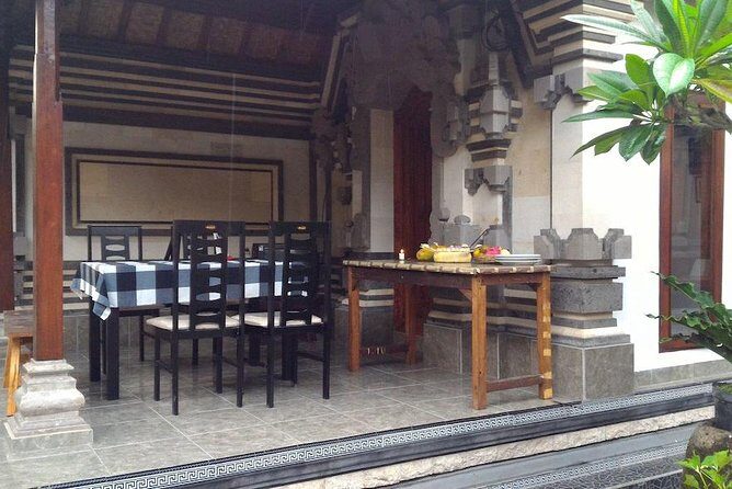 PRIVATE Ubud Market Tour & Balinese Cooking Class with Putu - Should you book the Putu Ubud market tour and cooking class?
