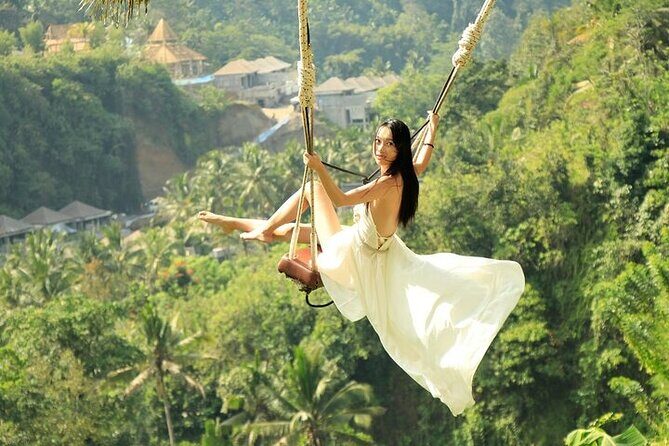 Private Ubud Tour: Monkey Forest, Waterfall & Rice Terrace - Tegenungan Waterfall: Stairs, Shade, and a Cooling Pause