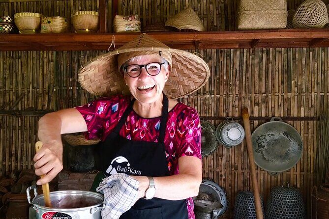 Pure Bali Village Experience, Cooking & Jamu Class+VIP Transfer - Paon Bali Cooking Class: From Bamboo Grill Sate Lilit to Lak Lak