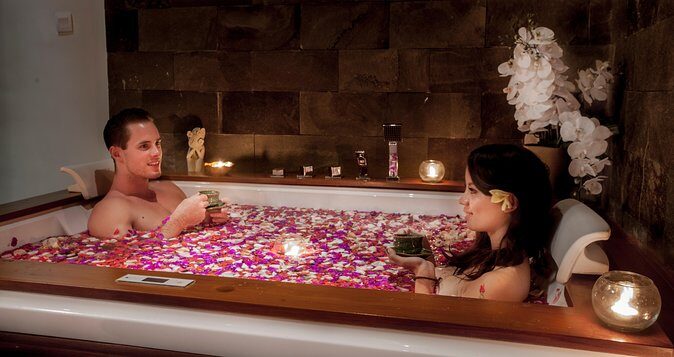 Romantic Couple Treatment at ANJALI SPA - The Balinese massage portion: 45 minutes of full-body comfort