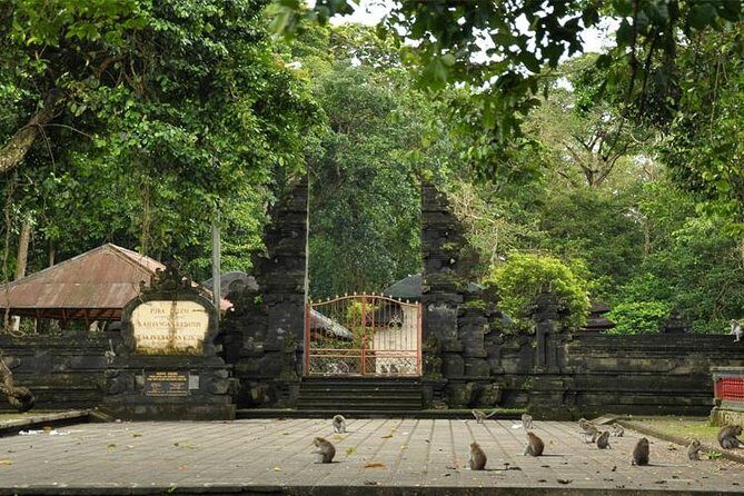 Royal Family Temple, Monkey Forest, and Tanah Lot Sunset Tour - Should You Book This Taman Ayun, Monkey Forest, and Tanah Lot Sunset Tour?