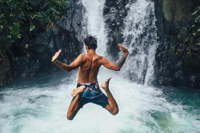 Sekumpul waterfall & aling2 waterfall with private service (including activity) - Sekumpul Waterfall’s 90-meter drop: the day’s real wow moment
