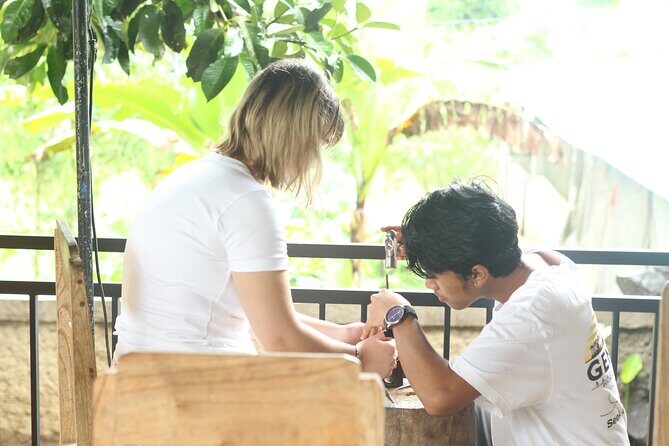 Silver Jewelry Making Class and Ubud Tour with All Inclusive - Ubud Pickup, Air-Conditioned Comfort, and the Snacks That Keep You Going