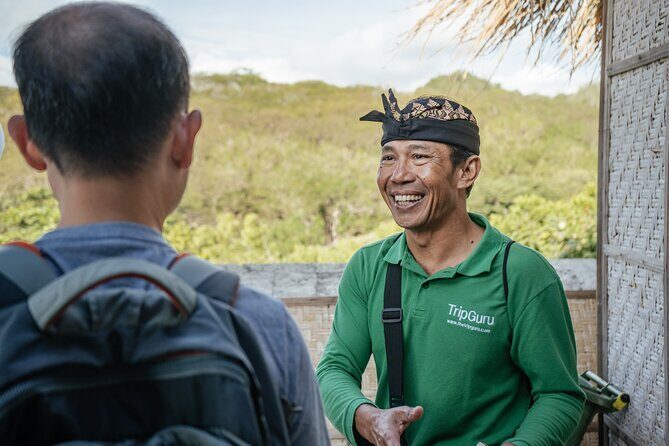 Skip The Line Tour: Uluwatu Temple and Kecak Fire Dance Tour – Half Day - Guides, Pickups, and the Small-Group Advantage