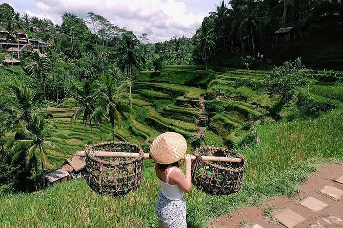 Skip-the-Line: Ubud Tour - All Inclusive Tickets - Celuk Village: craft culture in a village setting