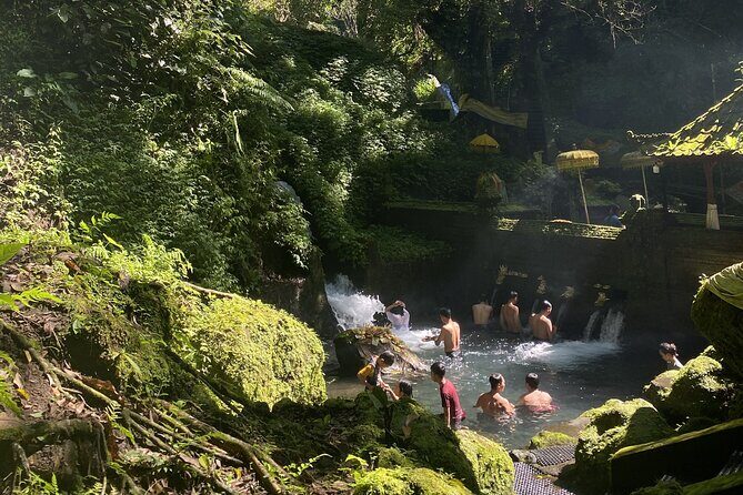 Spiritual Cleansing Ritual and Shamanic Healing in Bali - Why a Melukat purification day in Ubud feels different
