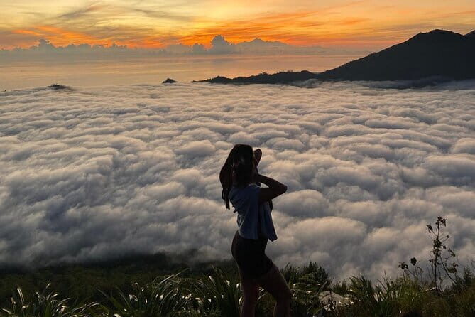 Sunrise Hike + Breakfast with Local Guide & Hotel Pickup - Should You Book This Mount Batur Sunrise Trek?