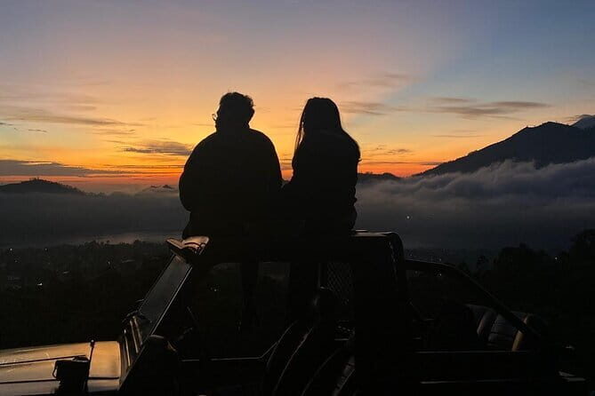 Sunrise + Jeep + Photographer - The 05:30 Sunrise Point Over Lake Batur