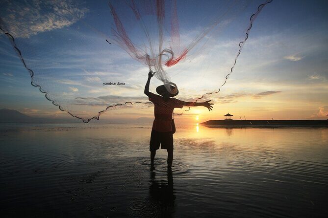 Sunrise With Fisherman Shot Tour in Bali - Sanur Beach sunrise: fisherman nets and photo timing