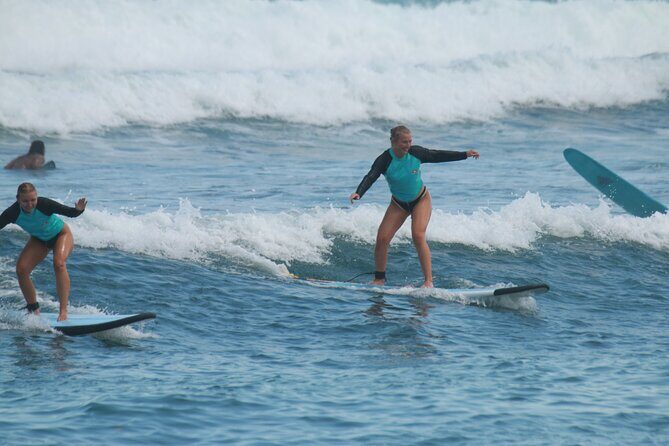 Surf Canggu: Unforgettable Lessons for Beginners & Pros in Bali! - Stretching first: the small step that helps your pop-up