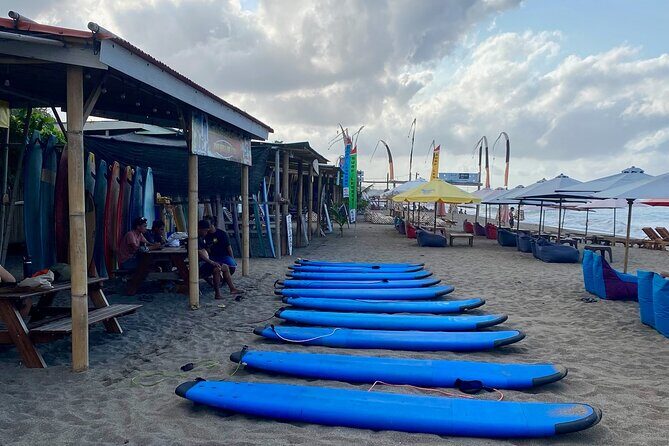 Surfing Lesson at Batu Bolong Beach in Canggu - Personal attention in a small group (max 15)