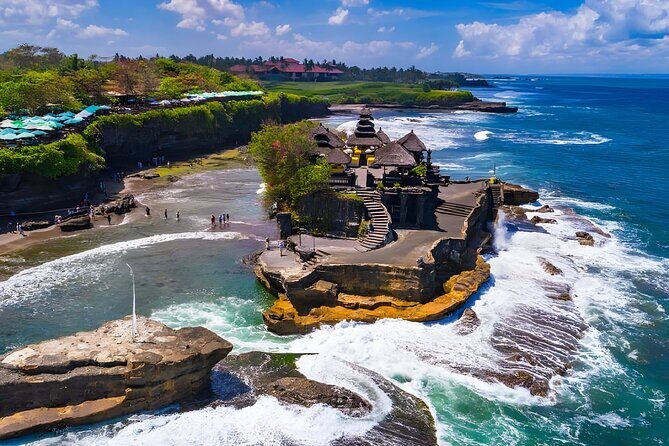 Tanah Lot and Uluwatu Temple Tour - Bali Full Day Sightseeing Tours - Kecak and Fire Dance: the included performance you’ll remember