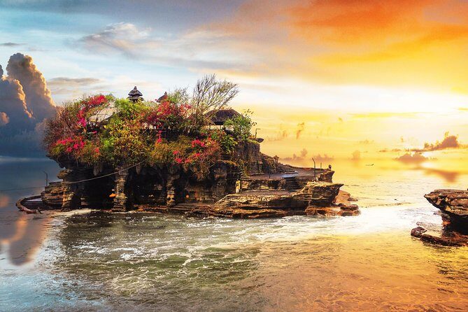 Tanah Lot Bali Temple Sunset Small Group Tour – Half Day - Dress code: the easiest way to avoid site problems