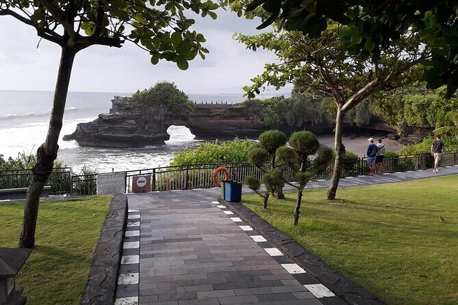 Tanah Lot Tour & North Bali Tour : All-Inclusive Best Experience - Driver-guide care: the difference between a ride and a day out