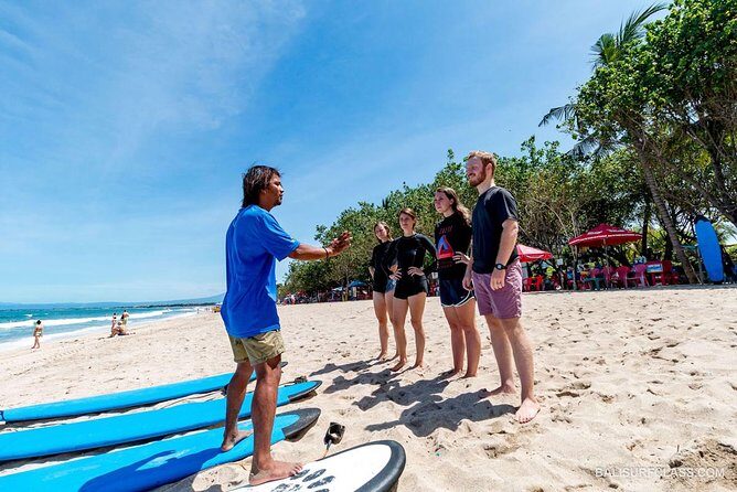 The best surf lessons in Kuta - The 2-hour flow: safety first, then two swings at the ocean