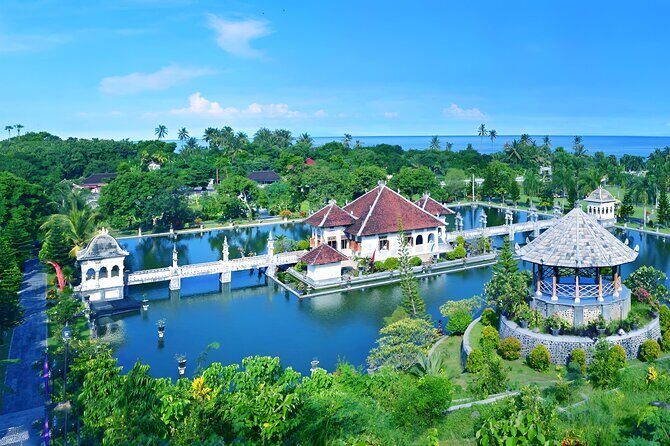 The Gates of Heaven Bali Tour : Bali Instagrammable Trip - Tirta Gangga Water Palace: the fountains-and-pools classic