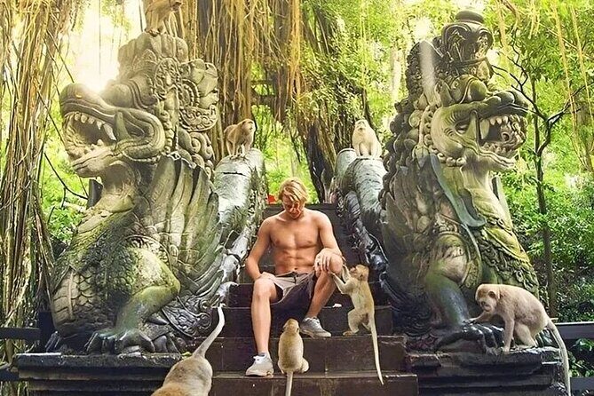 The Popular Of Ubud Private Day Tour - Tirta Empul Temple: watching a purification ritual with respect
