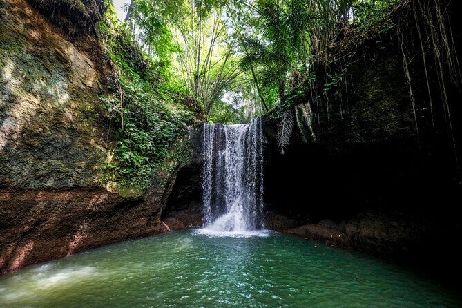 Top Bali Waterfalls: Suwat, Kanto Lampoe, Tibumana Waterfall - What to bring so the day feels easy, not annoying