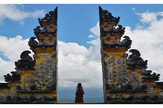 Tour Gate of Heaven at Lempuyang Temple - Blue Lagoon Snorkeling with lunch - Blue Lagoon and Tanjung Jepun snorkeling on a jukung boat