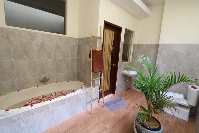 Traditional Bali Massage 90 minutes at Nusa Dua Bali - Price and Value: What $41 Buys You in Nusa Dua