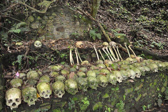 Trunyan Cemetery, Hot Spring, Penglipuran Village, and Waterfall Tour - How the 10-hour Trunyan–Hot Springs–Penglipuran Loop Works from Ubud