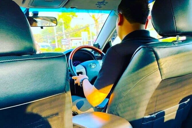 Try find your better than us! Airport transfer service in Denpasar HTL-APT(DPS) - A simple Bali airport run from Nusa Dua to DPS