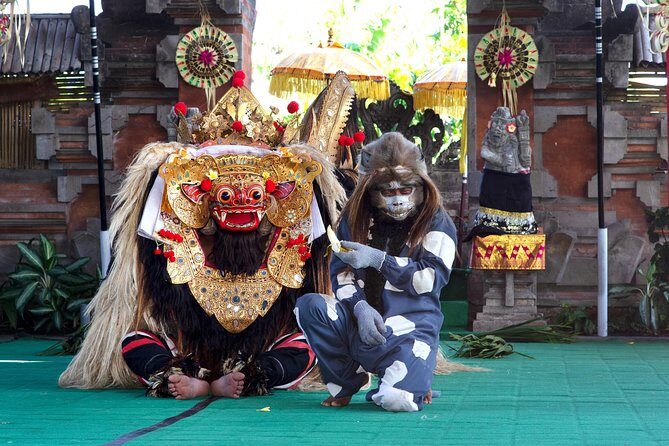 Ubud and Tanah Lot Temple Small Group Sunset Tour - Tanah Lot Temple at sunset: your payoff view and why timing matters