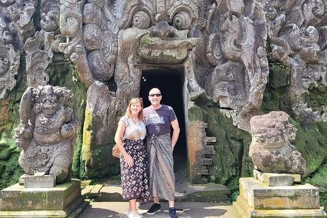 Ubud Bali Driver - Private Driver in Ubud - Tibumana Waterfall: natural views and more time on the water