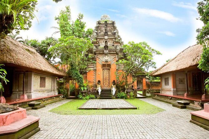 Ubud City Tour II: Monkey Forest, Palace, Art Market, and Rice Terrace - What you’re buying: a focused half-day of Ubud essentials