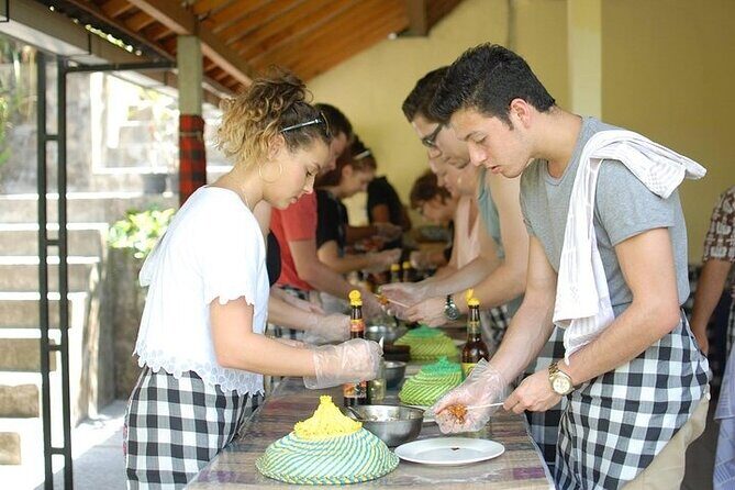 Ubud Cooking Class Bali with Balinese Chef - Hands-on Ubud cooking with a Balinese chef (and a real menu)