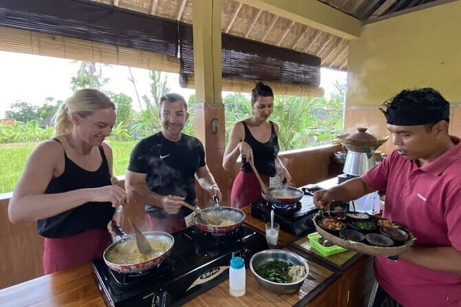 Ubud Cooking Class with Optional Market Visit Pickup Included - The market stop: where you learn what Balinese cooks actually use