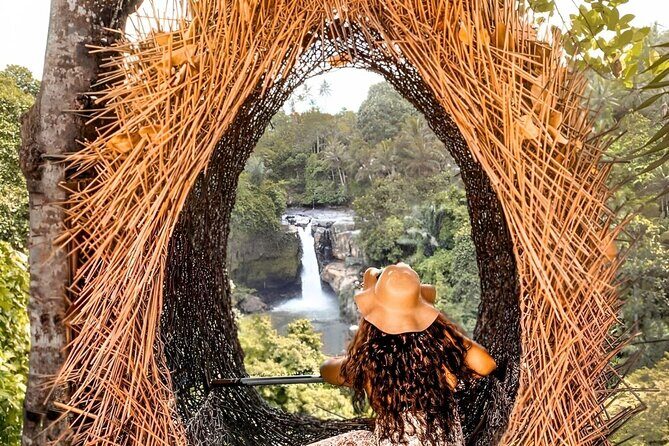 Ubud Day Tour: Sacred Monkey Forest, Tegenungan Waterfall, Rice Terrace - Tegalalang Rice Terrace: views worth the effort (and great photo angles)