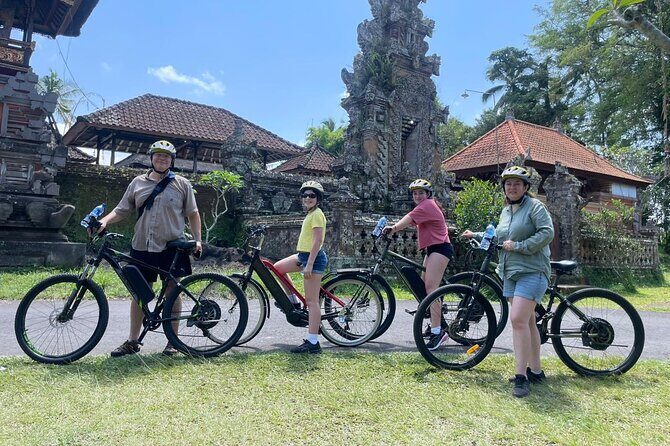 Ubud eBikes Tour to Tegallalang Rice Terrace - The Petulu ride: countryside time that sets the tone