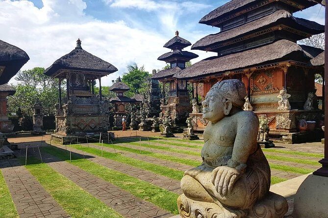 Ubud Excursion: Barong Dance, Art Villages, Nature, Temple and Waterfall - Celuk Village jewelry stop: see the work, then decide if you want to buy