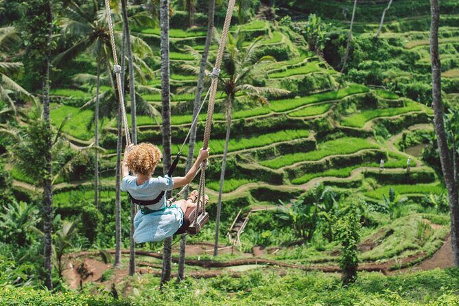 Ubud Hidden Gems Private Tour with Local Expert & Hotel Pickup - Tirta Empul and melukat: sacred water, guided respectfully