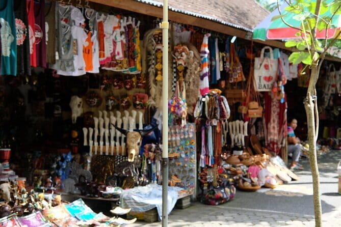 Ubud Highlights Tour ( Private All-Inclusive ) - Celuk, Mas, and Batuan: Gold, Silver, Wood, and Paint