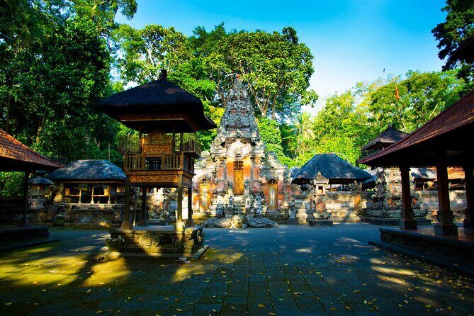 Ubud Iconic Full Day Tour Monkey Forest Rice Terraces Waterfalls - Ubud Traditional Art Market: Shop Smart, Not Hungry