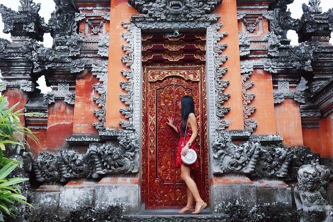 Ubud Private Full-Day Tour - Stop 1: Tegenungan Waterfall for jungle views and a quick swim-style option
