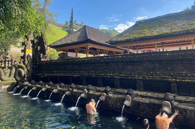 Ubud Private Nature and Temple Tour - Tegenungan Waterfall: timing, swim conditions, and better photos