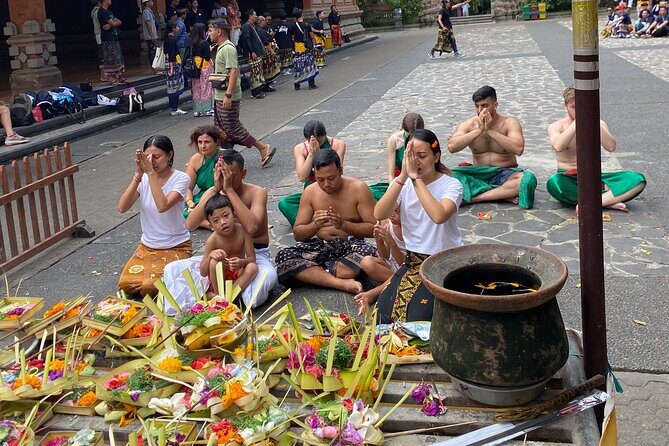 Ubud Private Tour: Monkey Forest, Rice Terrace, Temple, Waterfall - Ulu Petanu Waterfall: Swim, Pose, and Cool Off