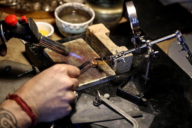 Ubud Silver Artistry Class: Create Unique Jewelry in Bali - Temples and Palace Time: Where Architecture Adds Meaning
