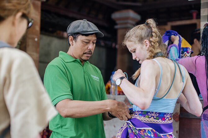 Ubud Small Group Tour: Monkey Forest, Tegalalang Rice Terraces and more - Price check: is $18 a good deal after add-ons?