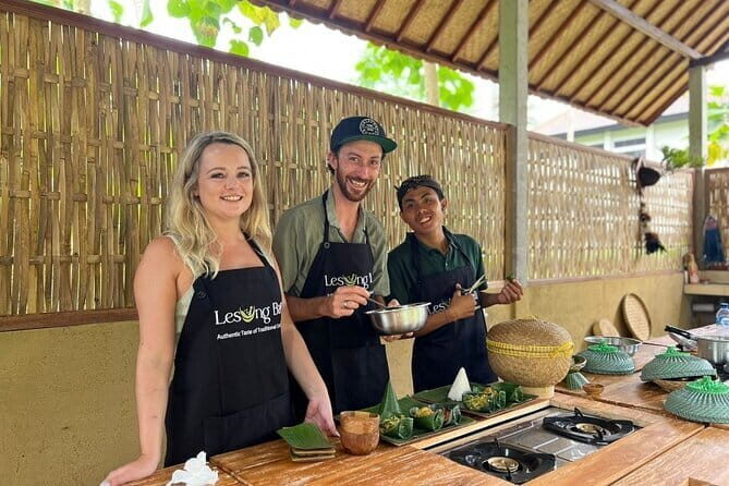 Ubud Sunset Mixology Tour by TikiBus - Seeing Ubud’s landmarks without the stop-and-go hassle