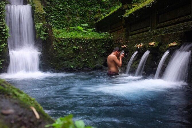 Ubud Tour - Balinese Healing By Shaman And Self Purification - Mengening Temple melukat: holy water self-cleansing and what to expect