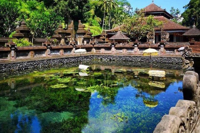 Ubud Tour : Best of Ubud with All inclusive - Tegenungan Waterfall: dramatic views, cool air, and stairs to plan for