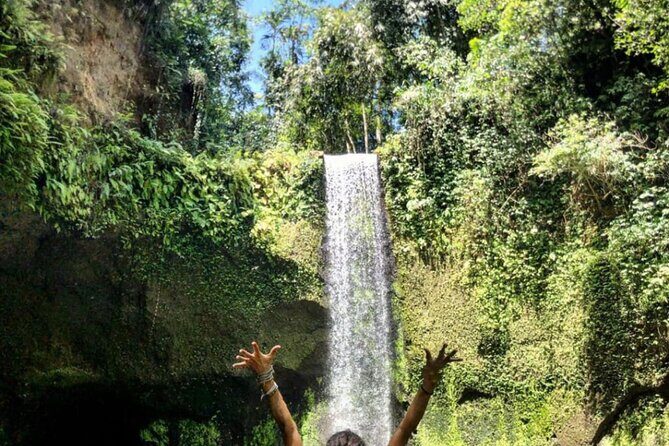 Ubud Waterfalls, Rice Terrace & Jungle Swing - Private Tour - Stop 2: Tibumana Waterfall for a Calmer, Green Setting