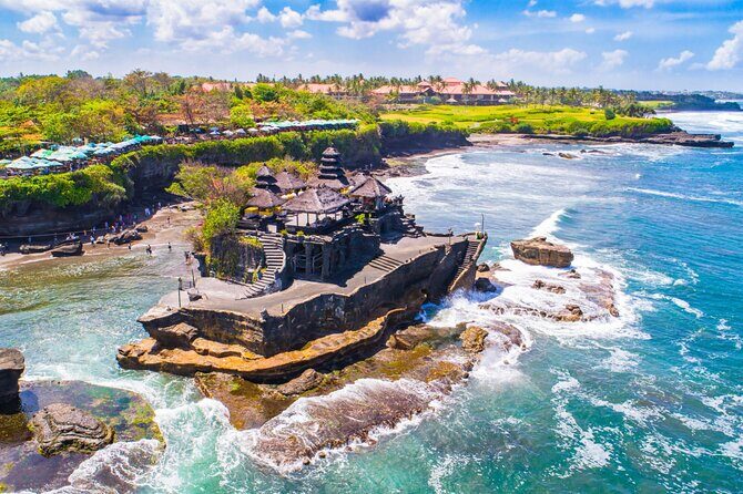 Ultimate North Bali Tour – Tanah Lot, Ulun Danu & Rice Terraces - Jatiluwih rice terraces: mountain-to-coast scenery in one look