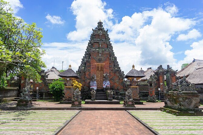 Ultimate Ubud Experience All Inclusive Private Day Tour - Celuk Village: gold and silver work you can actually watch